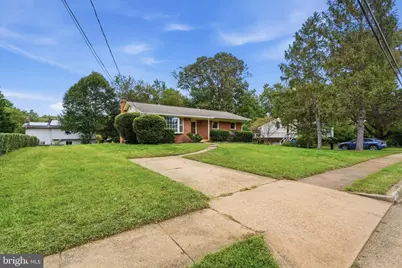 8416 Stonewall Drive, Vienna, VA 22180 - Photo 37