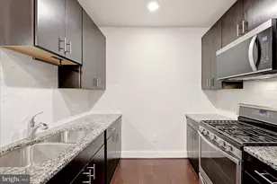 2907 Bleeker St, Fairfax, VA 22031 - Photo 7