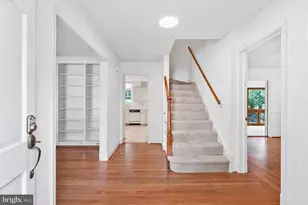1719 Oak Ln, McLean, VA 22101 - Photo 3