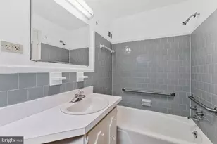 1719 Oak Ln, McLean, VA 22101 - Photo 25