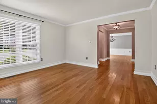 6143 Poburn Landing Ct, Burke, VA 22015 - Photo 5