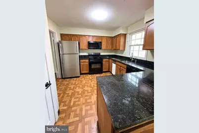10252 Friendship Court, Fairfax, VA 22032 - Photo 5