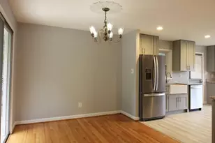 2391 Cedar Ln, Vienna, VA 22180 - Photo 5