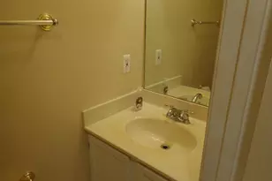 6021 Heatherwood Dr, Alexandria, VA 22310 - Photo 17