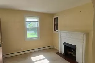 2414 Fairview Dr, Alexandria, VA 22306 - Photo 9