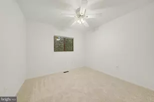 5800 Jacksons Oak Ct, Burke, VA 22015 - Photo 27