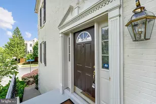 2000 Gallows Tree Ln, Vienna, VA 22182 - Photo 3