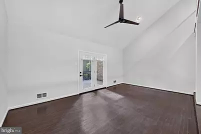 10903 Knights Bridge Court, Reston, VA 20190 - Photo 9
