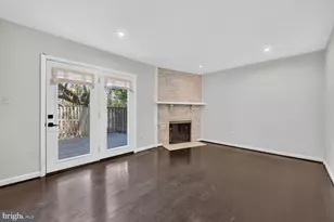 10903 Knights Bridge Ct, Reston, VA 20190 - Photo 5