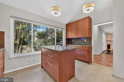 10903 Knights Bridge Court, Reston, VA 20190 - Photo 7