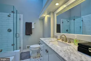 6137 Summer Park Ln, Alexandria, VA 22315 - Photo 11