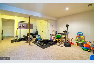 6137 Summer Park Lane, Alexandria, VA 22315 - Photo 15