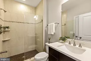 6203 Champion Oak Ct, Falls Church, VA 22044 - Photo 11