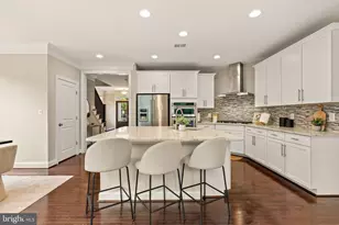 6203 Champion Oak Ct, Falls Church, VA 22044 - Photo 17