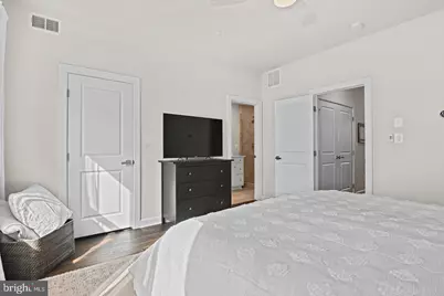 13007 Hattontown Square, Herndon, VA 20171 - Photo 19