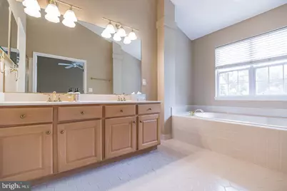 2807 Marywood Oaks Lane, Vienna, VA 22181 - Photo 23
