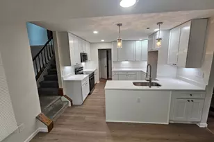 9294 Mainsail Dr, Burke, VA 22015 - Photo 3