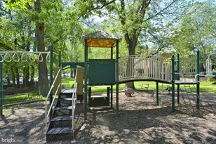 3318 Applegate Ct, Annandale, VA 22003 - Photo 27