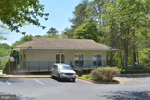 3318 Applegate Ct, Annandale, VA 22003 - Photo 29