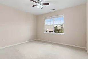 12933 Centre Park Cir, Herndon, VA 20171 - Photo 13