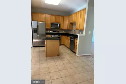 13671 Saint Johns Wood Place, Herndon, VA 20171 - Photo 3
