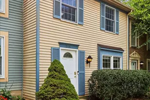 12151 Purple Sage Ct, Reston, VA 20194 - Photo 3