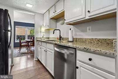 12151 Purple Sage Court, Reston, VA 20194 - Photo 9
