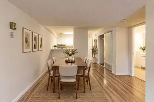 2619 Redcoat Dr, Alexandria, VA 22303 - Photo 7