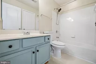 13135 Park Crescent Cir, Herndon, VA 20171 - Photo 19