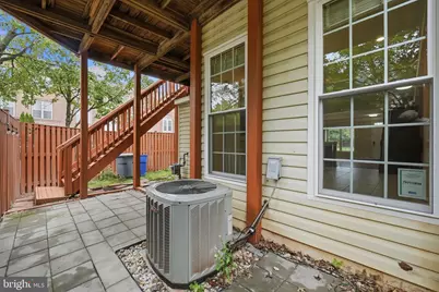 13135 Park Crescent Circle, Herndon, VA 20171 - Photo 9