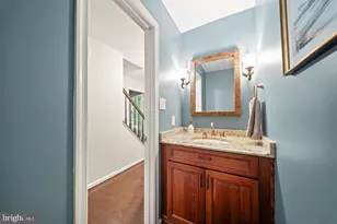2711 Mustang Dr, Herndon, VA 20171 - Photo 37