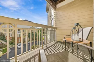2204 Westcourt Ln, Herndon, VA 20170 - Photo 29