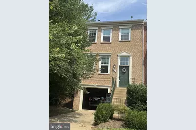 12026 Edgemere Circle, Reston, VA 20190 - Photo 1