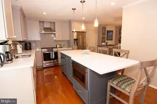 5619 Herberts Crossing Dr, Burke, VA 22015 - Photo 17