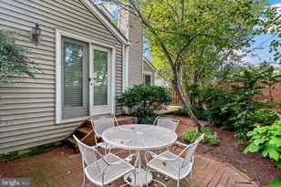 7554 Cross Gate Ln, Alexandria, VA 22315 - Photo 33