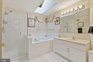 7554 Cross Gate Ln, Alexandria, VA 22315 - Photo 21