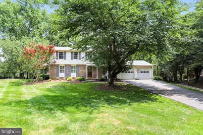 907 Cantle Lane, Great Falls, VA 22066 - Photo 1