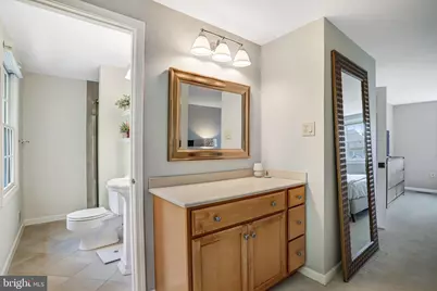 907 Cantle Lane, Great Falls, VA 22066 - Photo 21