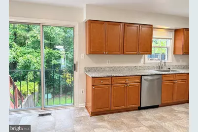 6281 Rathlin Drive, Springfield, VA 22152 - Photo 9