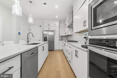 7448 Backett Wood Terrace #405, McLean, VA 22102 - Photo 9