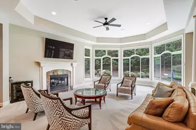 851 Nicholas Run Drive, Great Falls, VA 22066 - Photo 11