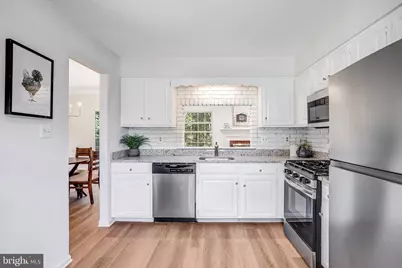 13536 Leith Court, Chantilly, VA 20151 - Photo 3