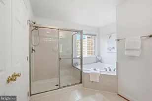 13666 Salk St, Herndon, VA 20171 - Photo 21