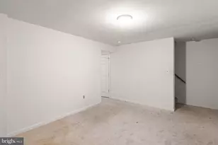 9438 Cloverdale Ct, Burke, VA 22015 - Photo 17