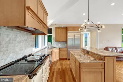 125 Commonage Drive, Great Falls, VA 22066 - Photo 17