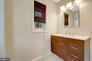 125 Commonage Dr, Great Falls, VA 22066 - Photo 47