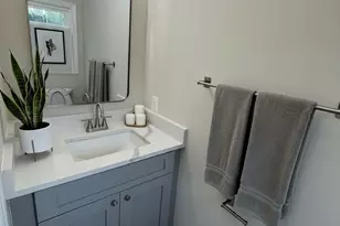 5305 Anchor Ct, Fairfax, VA 22032 - Photo 9