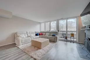 11610 Windbluff Ct, Reston, VA 20191 - Photo 17