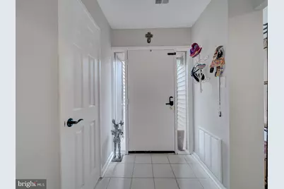 11610 Windbluff Court #07/ 7B1, Reston, VA 20191 - Photo 5