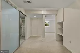 511 Walker St SW, Vienna, VA 22180 - Photo 25